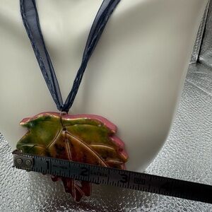 Autumn hues Maple leaf handmade necklace 20” VTG
